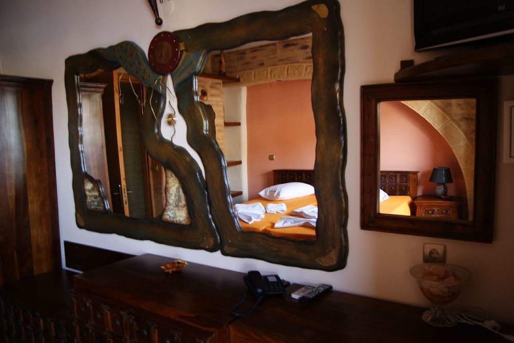 Castelo Boutique Hotel Panteli Extérieur photo
